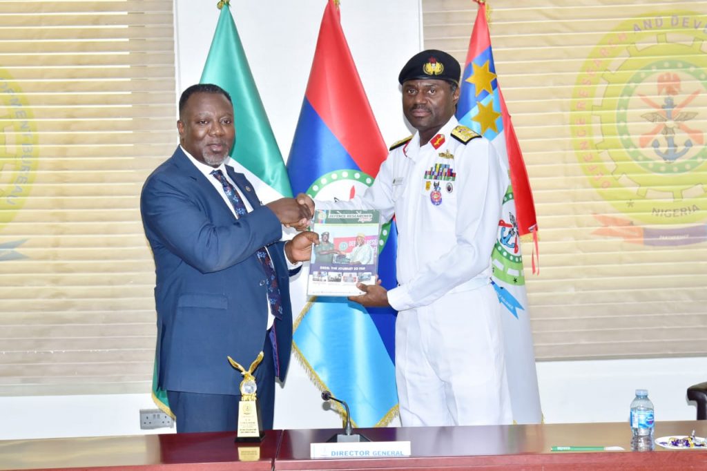 whatsapp image 2025 12 21 at 01.21.44b